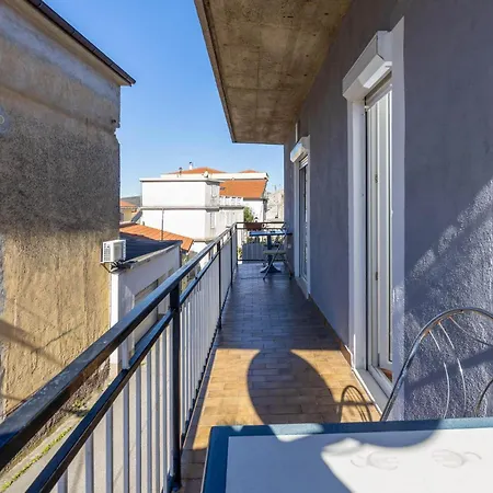 2 Bedroom Awesome In *